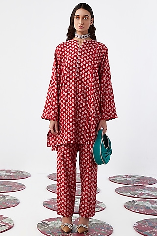 Red Chanderi Printed Kurta Set by Ridhi Mehra Pret
