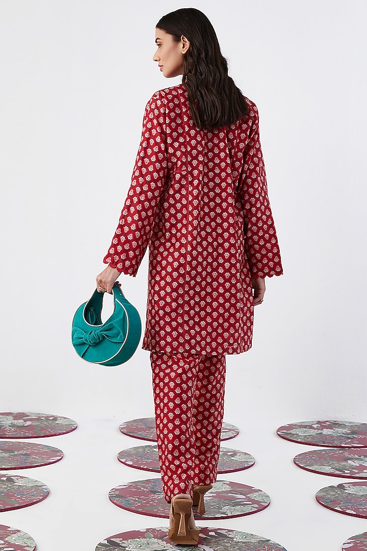 Red Chanderi Printed Kurta Set by Ridhi Mehra Pret at Pernia's Pop Up Shop
