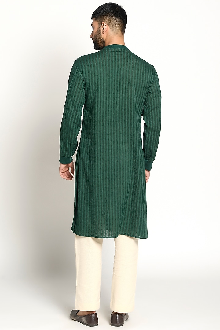 Bottle Green Linen Kurta by Rishi & Vibhuti Men at Pernia's Pop Up Shop
