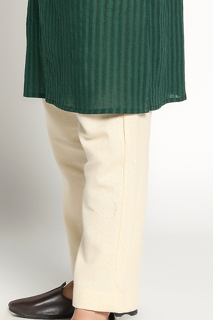 Bottle Green Linen Kurta by Rishi & Vibhuti Men at Pernia's Pop Up Shop