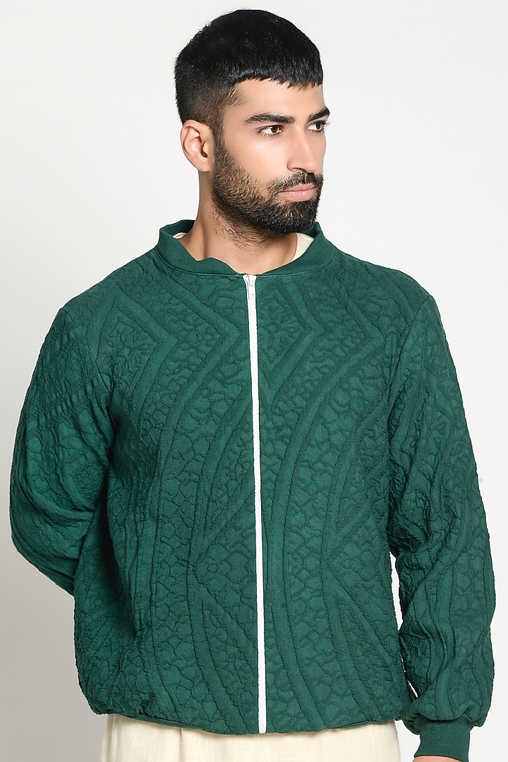Ivory Linen Kurta With Bomber Jacket by Rishi & Vibhuti Men at Pernia's Pop Up Shop