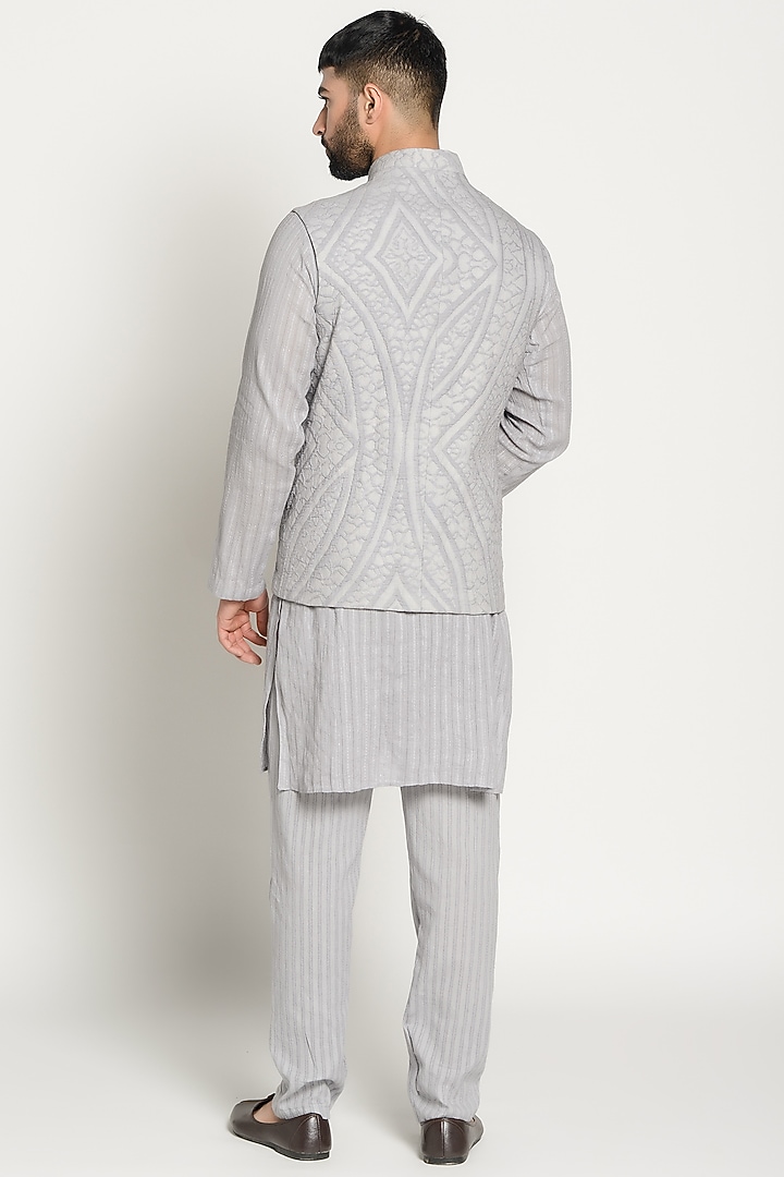 Dusky Grey Linen Kurta With Jacket by Rishi & Vibhuti Men at Pernia's Pop Up Shop