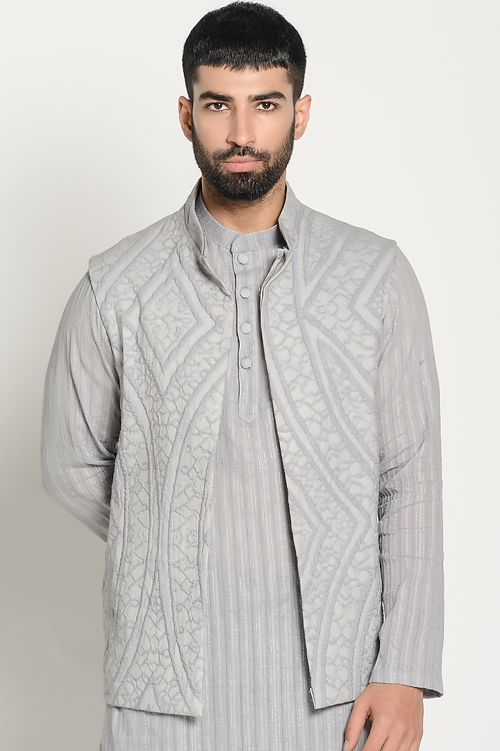 Dusky Grey Linen Kurta With Jacket by Rishi & Vibhuti Men at Pernia's Pop Up Shop