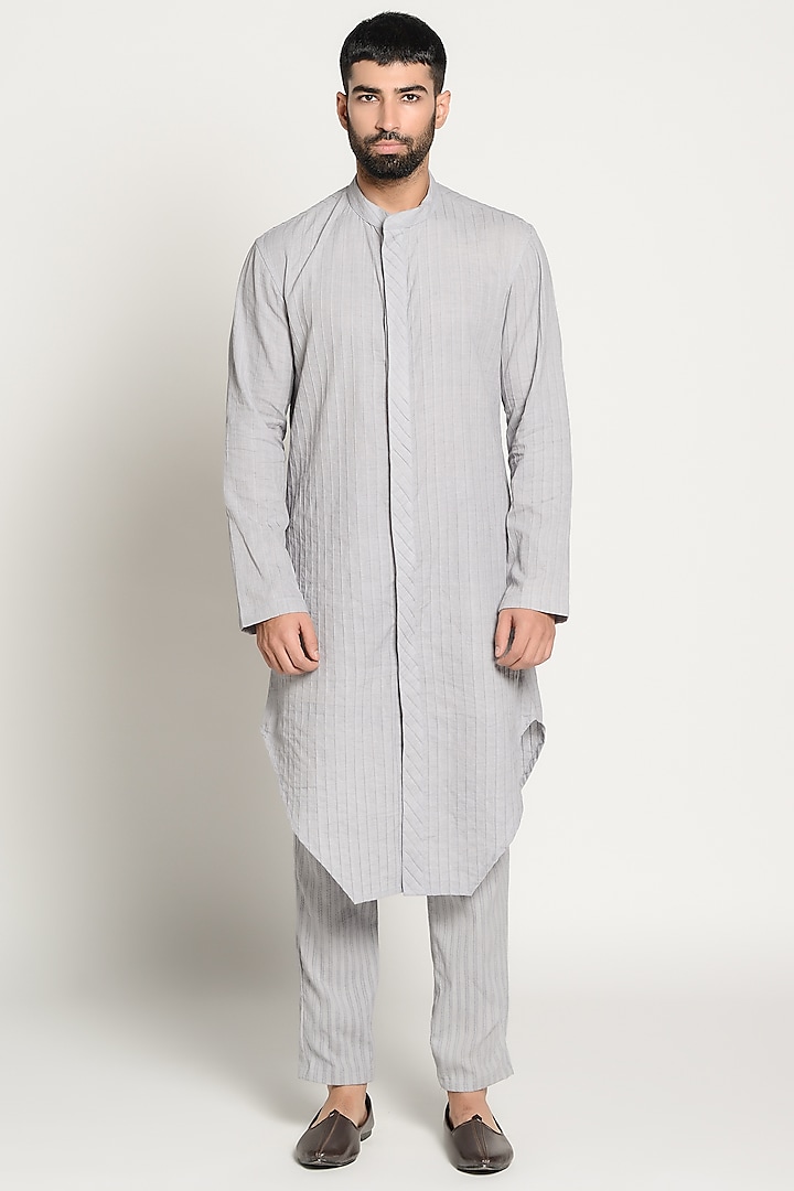 Grey Linen Asymmetrical Kurta Set by Rishi & Vibhuti Men