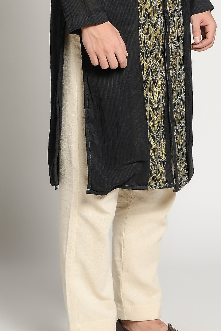 Black & Gold Linen Jacket Kurta by Rishi & Vibhuti Men at Pernia's Pop Up Shop