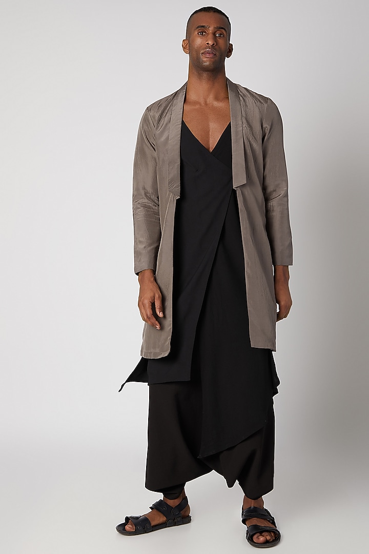 Mouse Grey Jacket Kurta With Attached Black Drape by Rishi & Vibhuti Men at Pernia's Pop Up Shop