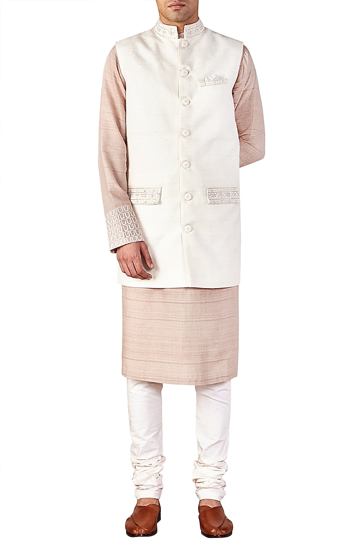 Ivory Embroidered Bandhgala Jacket by Ridhi Mehra Men