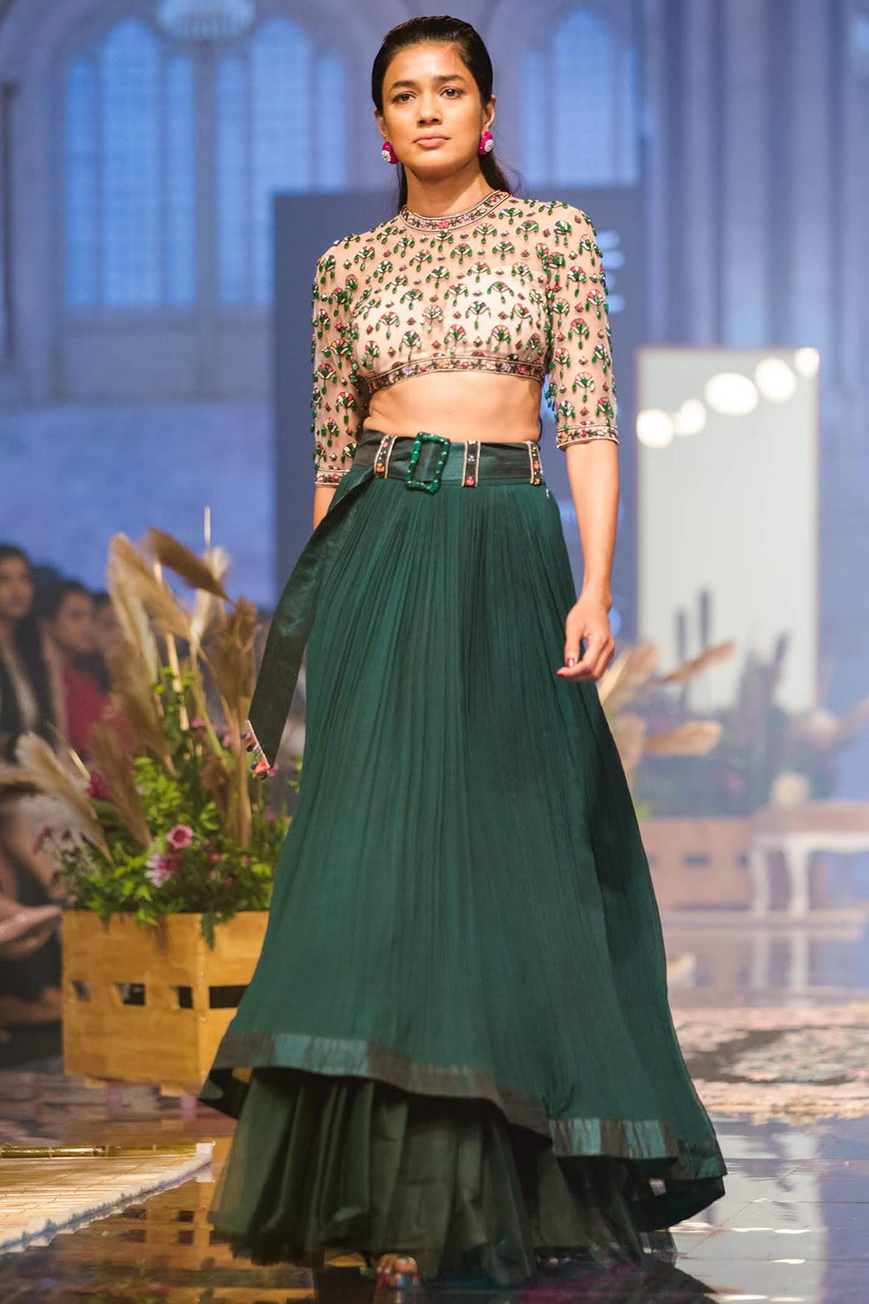 Buy Lyush Women Green Brocade Jacquard Anarakali Skirt Online at Best Price  | Distacart
