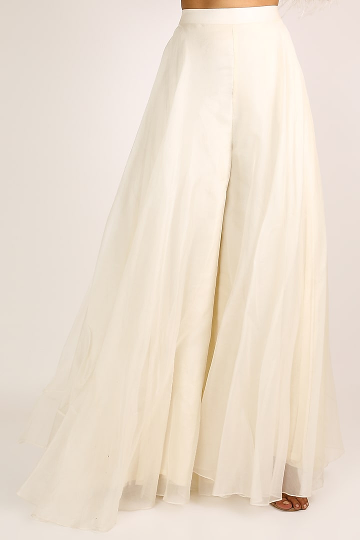 Ivory Embroidered Bridal Sharara Set by Ridhi Mehra at Pernia's Pop Up Shop