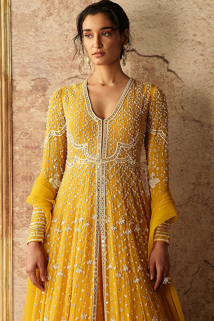 Golden Yellow Embroidered Anarkali With Dupatta Design by Ridhi Mehra at  Pernia's Pop Up Shop 2026