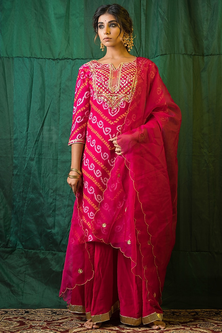 Fuchsia Crepe Sharara Set by Ruchira Nangalia at Pernia's Pop Up Shop