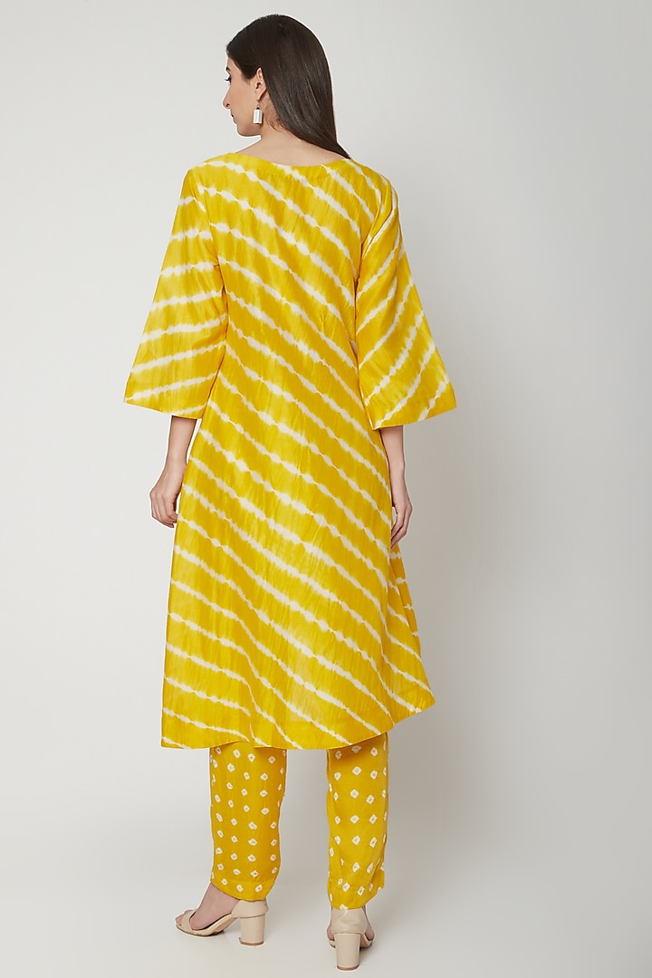 Sunshine Yellow Hand Dyed Kurta With Pants by Ruchira Nangalia at Pernia's Pop Up Shop