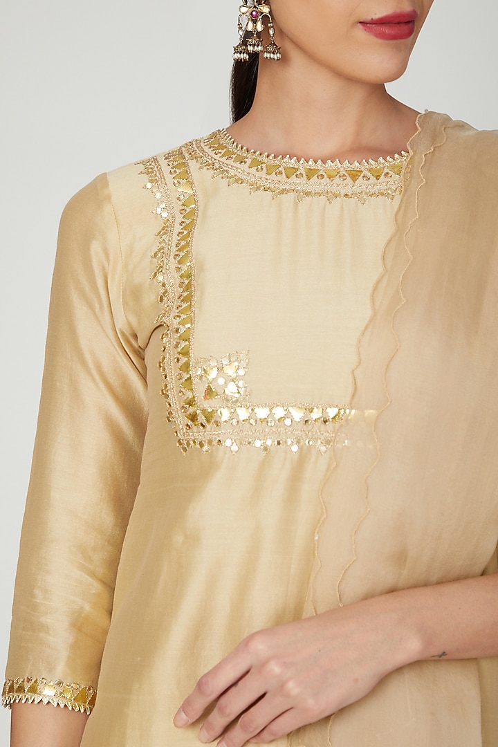 Nude Gota Embroidered Kurta Set by Ruchira Nangalia at Pernia's Pop Up Shop