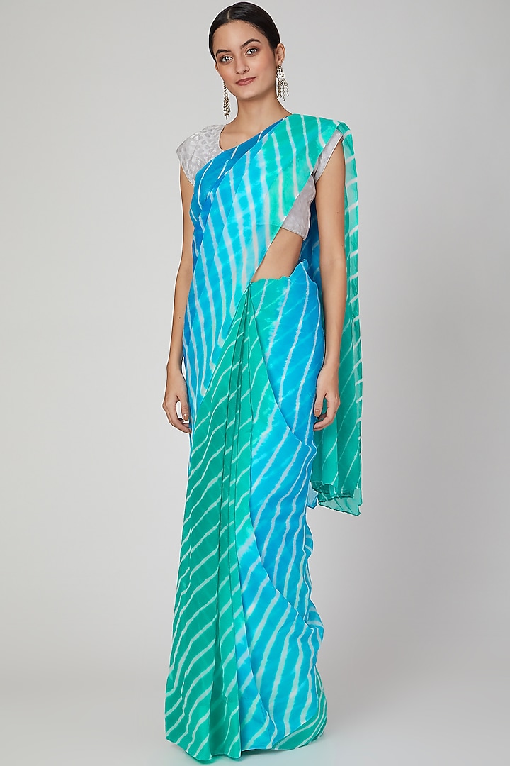 Turquoise Leheriya Ombre Festive Saree Set by Ruchira Nangalia at Pernia's Pop Up Shop