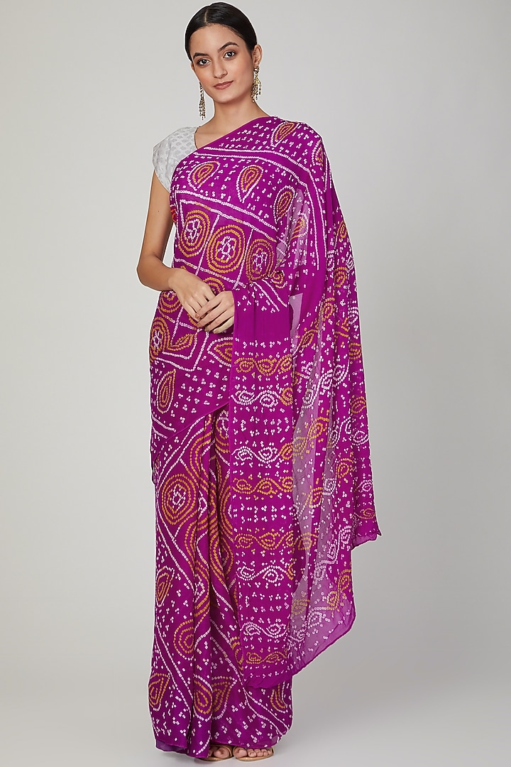 Aubergine Bandhani Festive Saree Set by Ruchira Nangalia at Pernia's Pop Up Shop
