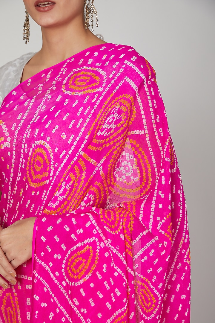 Fuchsia Hand Dyed Festive Saree Set by Ruchira Nangalia at Pernia's Pop Up Shop