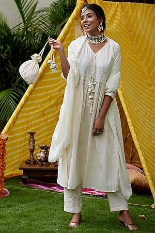 Ivory Hand Embroidered Anarkali Set With Potli by Ruchira Nangalia
