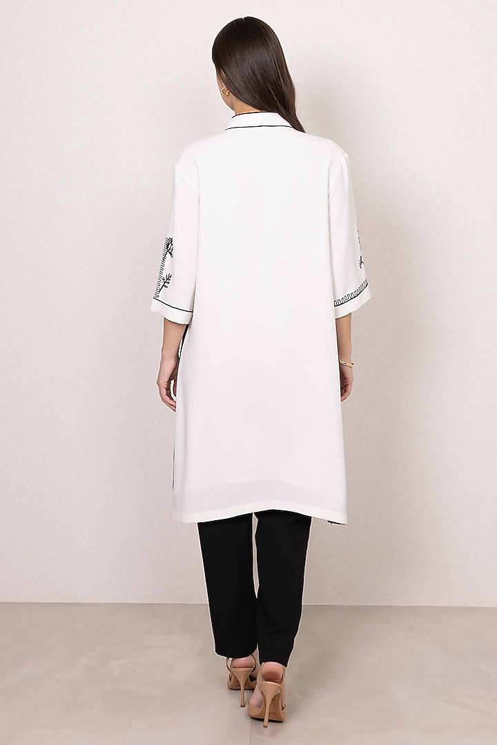 White Crepe Botanical Printed Tunic by Ranna Gill at Pernia's Pop Up Shop