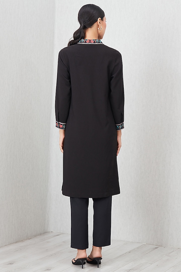 Black China Crinkle Printed & Embroidered Tunic by Ranna Gill at Pernia's Pop Up Shop