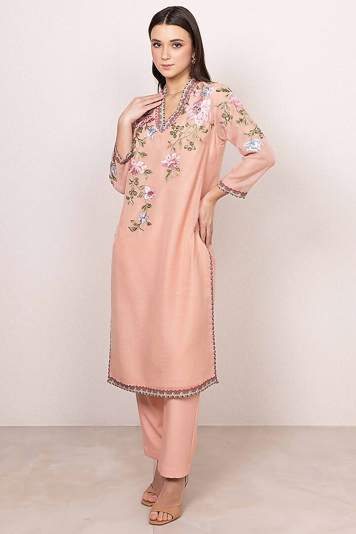 Peach Linen Floral Thread Embroidered Tunic Set by Ranna Gill at Pernia's Pop Up Shop