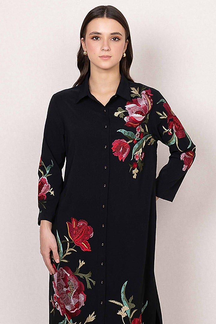 Black Poly Crinkle Floral & Motif Work Tunic by Ranna Gill at Pernia's Pop Up Shop