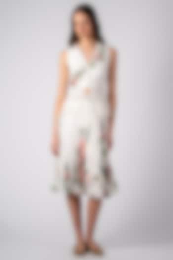 White Linen Skirt Set by Ranna Gill at Pernia's Pop Up Shop