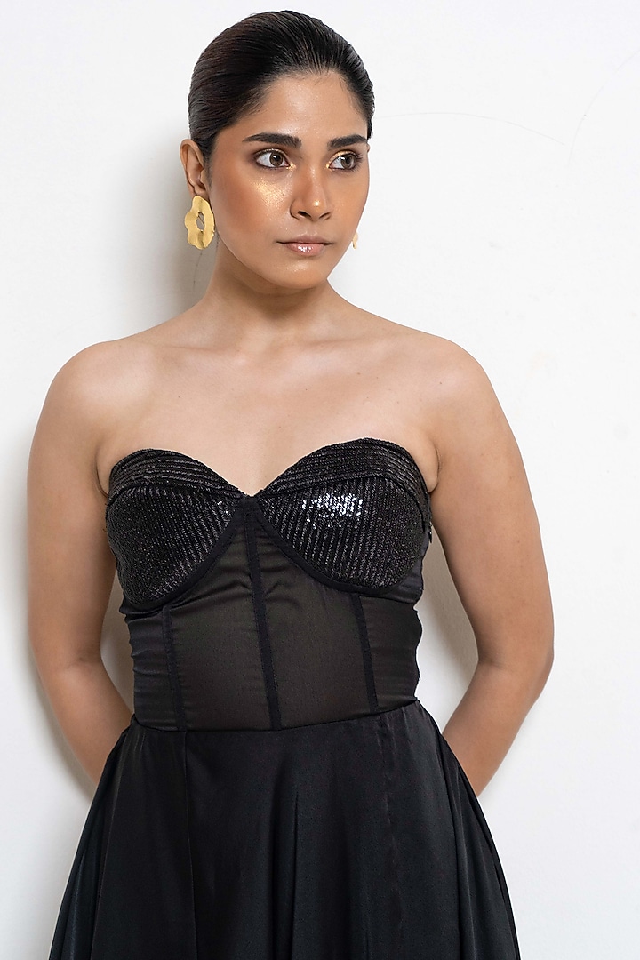Black Crepe Organza Textured Corset Gown by Rimi Nayak at Pernia's Pop Up Shop