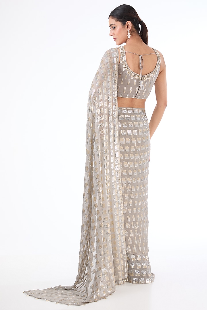 Grey Georgette Sequins Embroidered Pre-Stitched Reception Saree Set by Rabani & Rakha at Pernia's Pop Up Shop