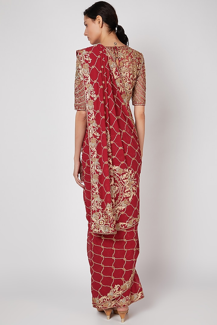 Maroon Jaal Embroidered Reception Saree Set by Rabani & Rakha at Pernia's Pop Up Shop
