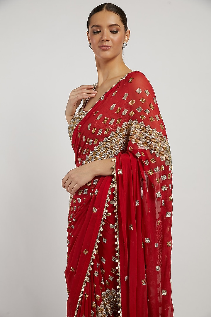 Red Hand Embroidered Reception Saree Set by Rabani & Rakha at Pernia's Pop Up Shop