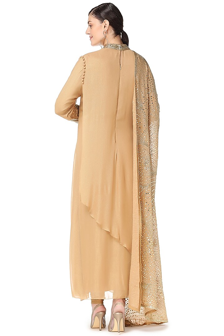 Gold Embroidered Kurta Set by Rabani & Rakha at Pernia's Pop Up Shop