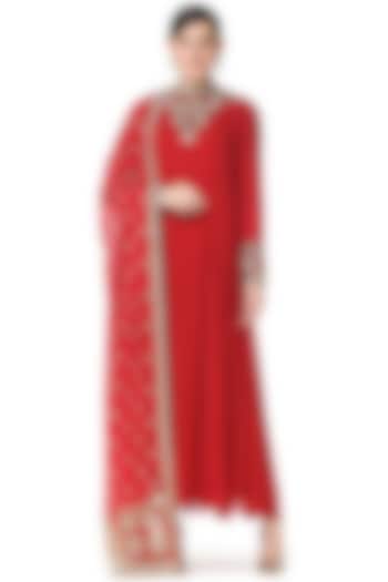 Red Embroidered Kurta Set by Rabani & Rakha at Pernia's Pop Up Shop