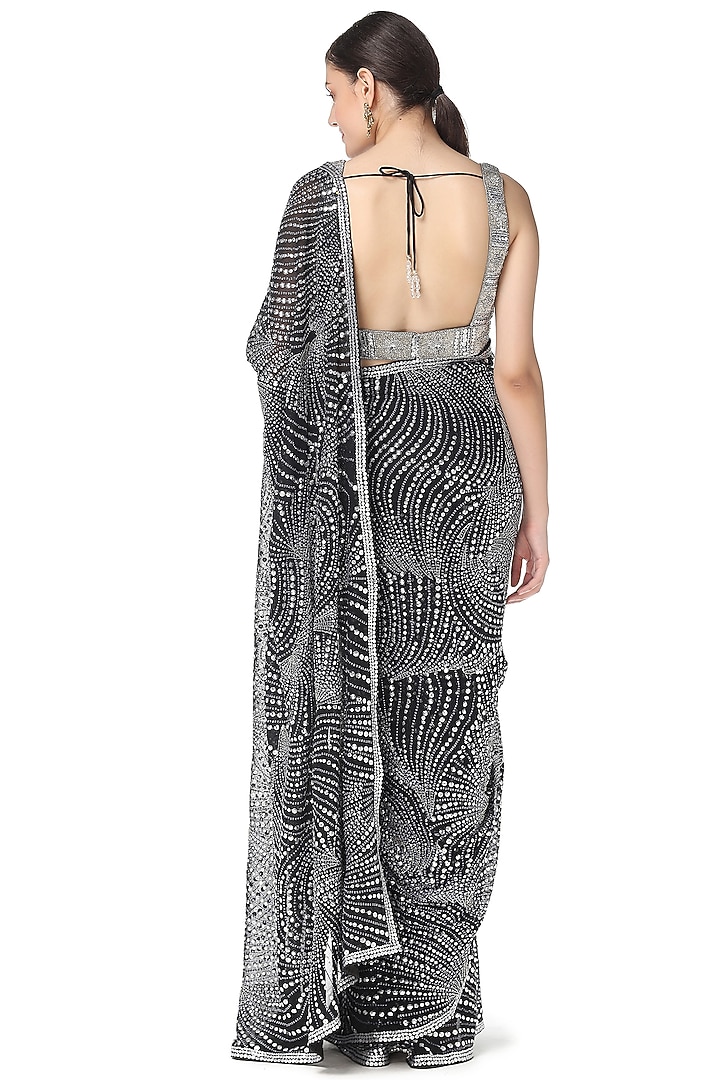 Black Embroidered Reception Saree Set by Rabani & Rakha at Pernia's Pop Up Shop
