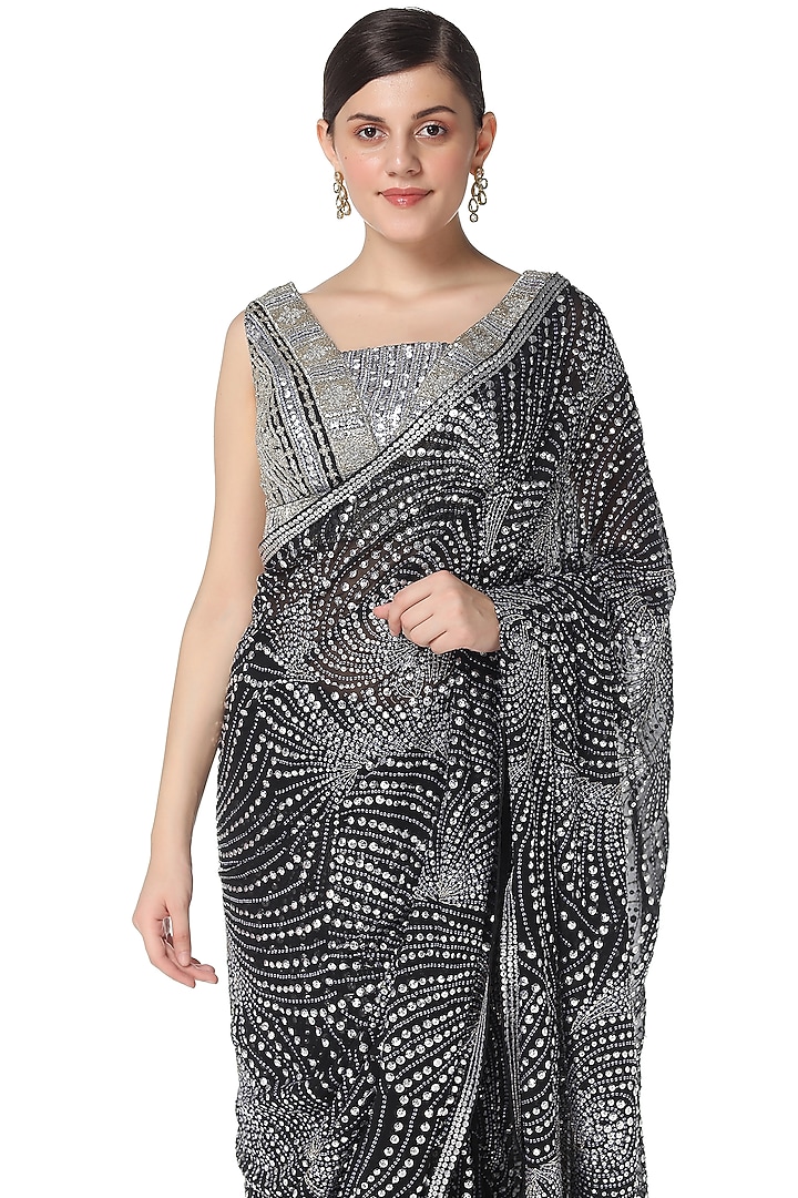 Black Embroidered Reception Saree Set by Rabani & Rakha at Pernia's Pop Up Shop