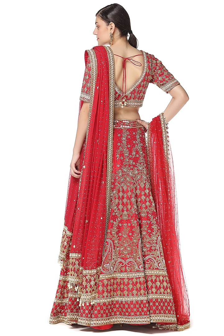 Red Hand Embroidered Bridal Bridal Lehenga Set by Rabani & Rakha at Pernia's Pop Up Shop