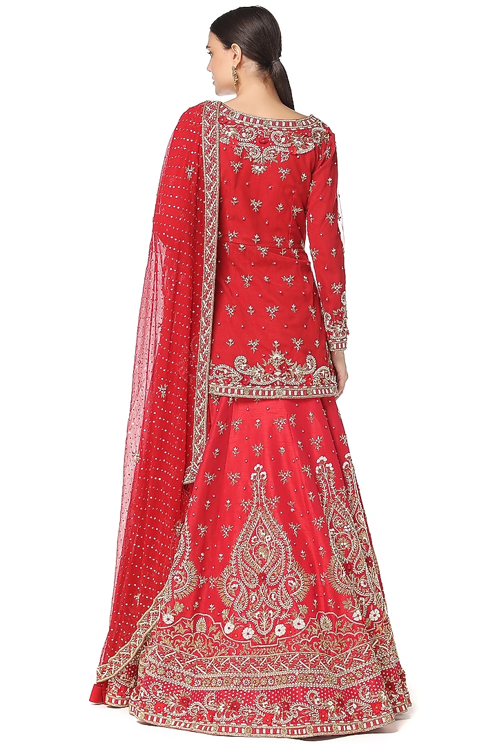 Red 3D Embroidered Bridal Bridal Lehenga Set by Rabani & Rakha at Pernia's Pop Up Shop