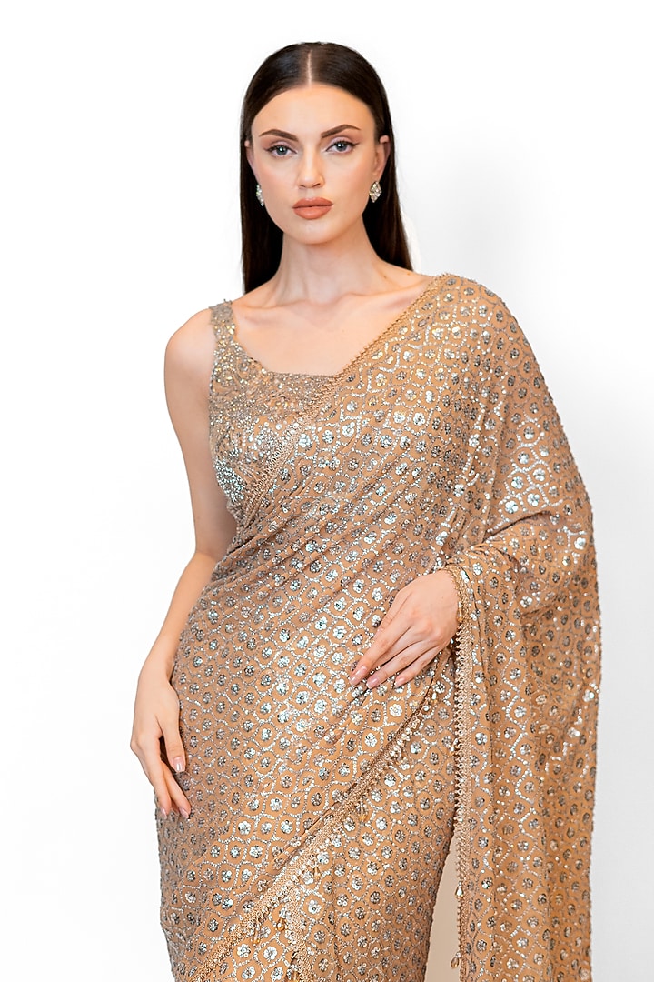 Gold Georgette Embroidered Pre-Stitched Reception Saree Set by Rabani & Rakha at Pernia's Pop Up Shop