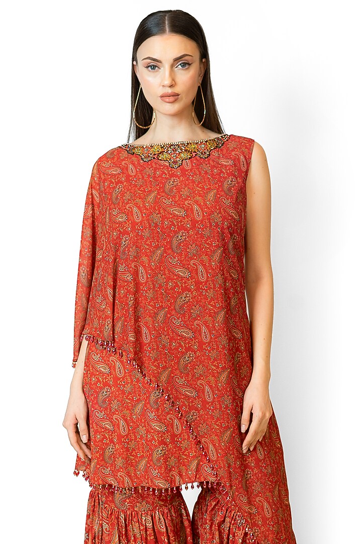 Red Georgette Printed Cape Set by Rabani & Rakha at Pernia's Pop Up Shop