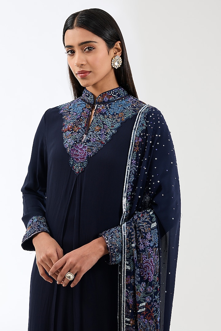 Black Georgette Hand Embroidered Layered Kurta Set by Rabani & Rakha at Pernia's Pop Up Shop