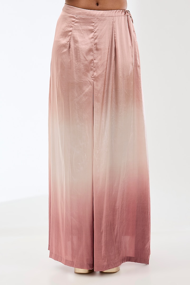 Old Rose Pink Georgette Hand Embroidered Reception Saree Set by Rabani & Rakha at Pernia's Pop Up Shop