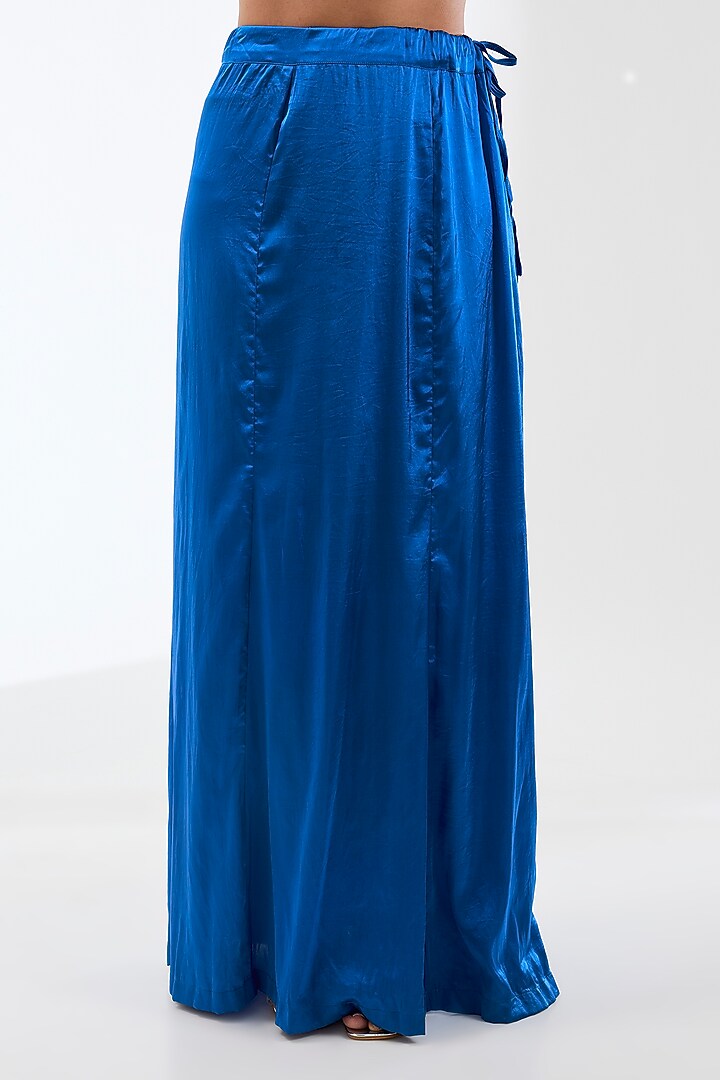 Blue Georgette Hand Embroidered Reception Saree Set by Rabani & Rakha at Pernia's Pop Up Shop