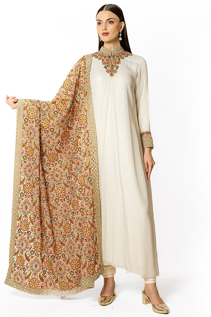 Ivory Georgette Thread Embroidered Kurta Set by Rabani & Rakha at Pernia's Pop Up Shop