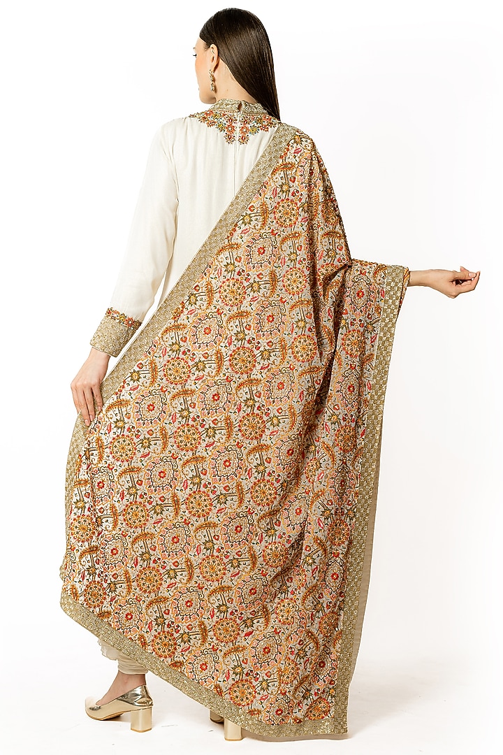 Ivory Georgette Thread Embroidered Kurta Set by Rabani & Rakha at Pernia's Pop Up Shop