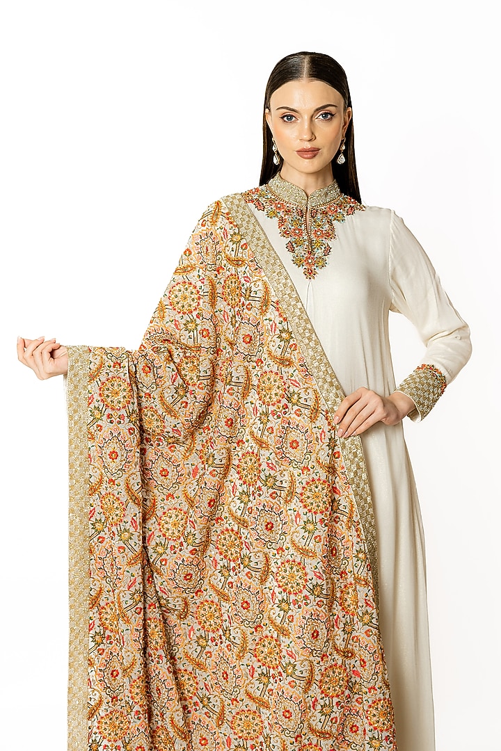 Ivory Georgette Thread Embroidered Kurta Set by Rabani & Rakha at Pernia's Pop Up Shop