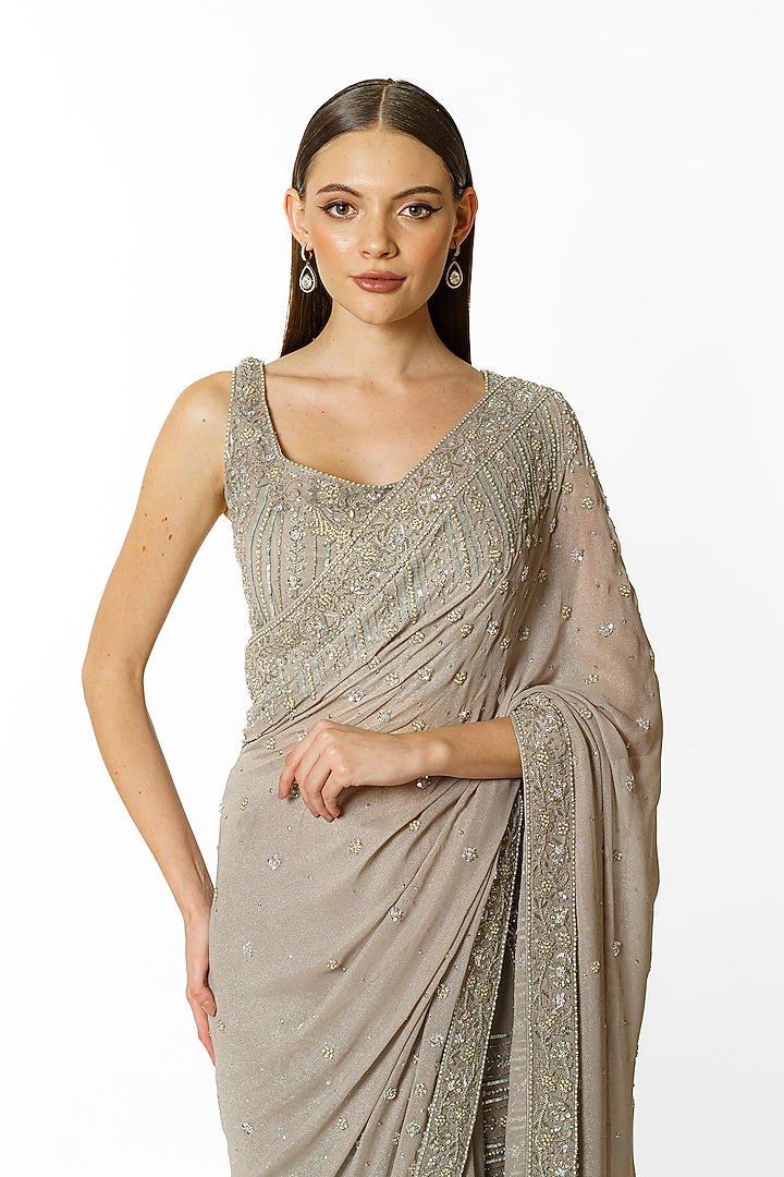 Grey Georgette Hand Embroidered Reception Saree Set by Rabani & Rakha at Pernia's Pop Up Shop