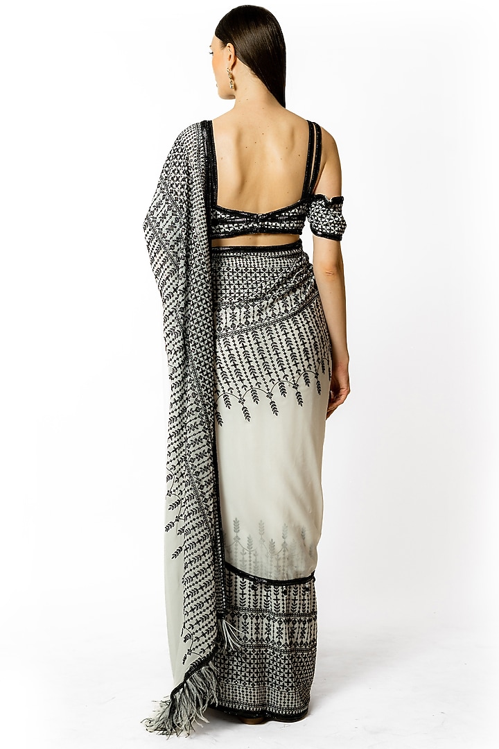 Ivory Georgette Thread Embroidered Reception Saree Set by Rabani & Rakha at Pernia's Pop Up Shop