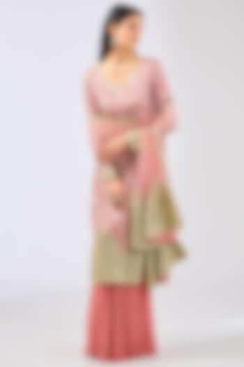 Pink Bandhani Hand Embroidered Kurta Set by Rabani & Rakha at Pernia's Pop Up Shop