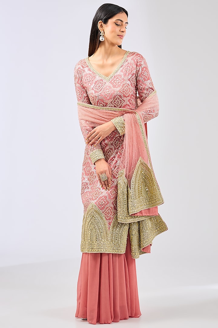 Pink Bandhani Hand Embroidered Kurta Set by Rabani & Rakha at Pernia's Pop Up Shop