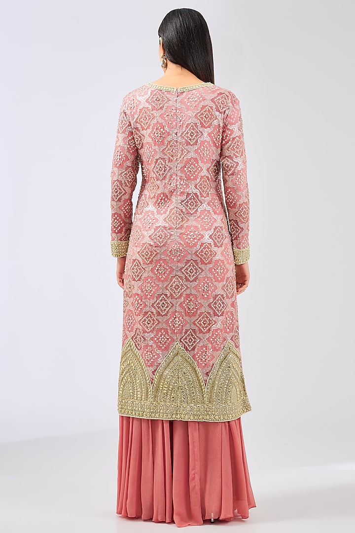 Pink Bandhani Hand Embroidered Kurta Set by Rabani & Rakha at Pernia's Pop Up Shop
