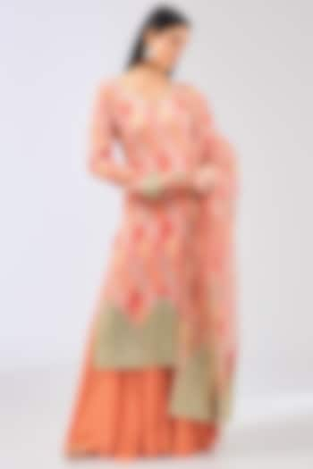 Orange Bandhani Hand Embroidered Kurta Set by Rabani & Rakha at Pernia's Pop Up Shop